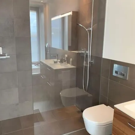 Luxury - To Everything Apartment