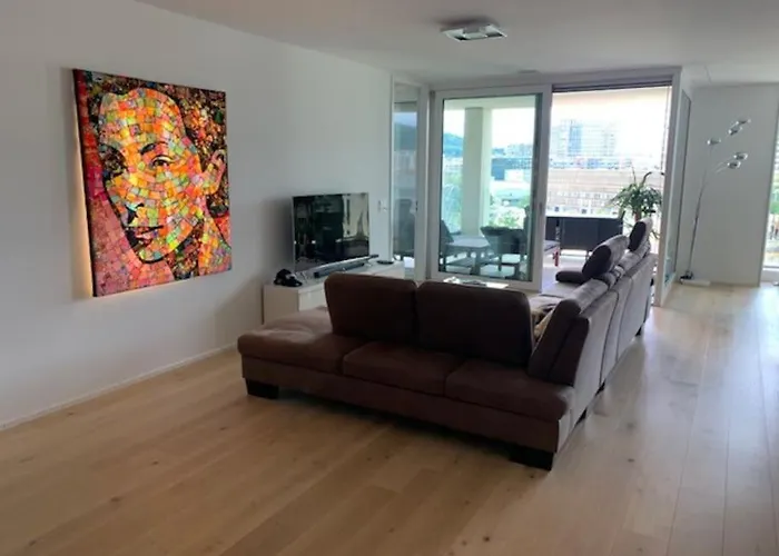 Luxury - To Everything * Zürich