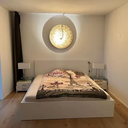 Luxury - To Everything Apartman Zürich